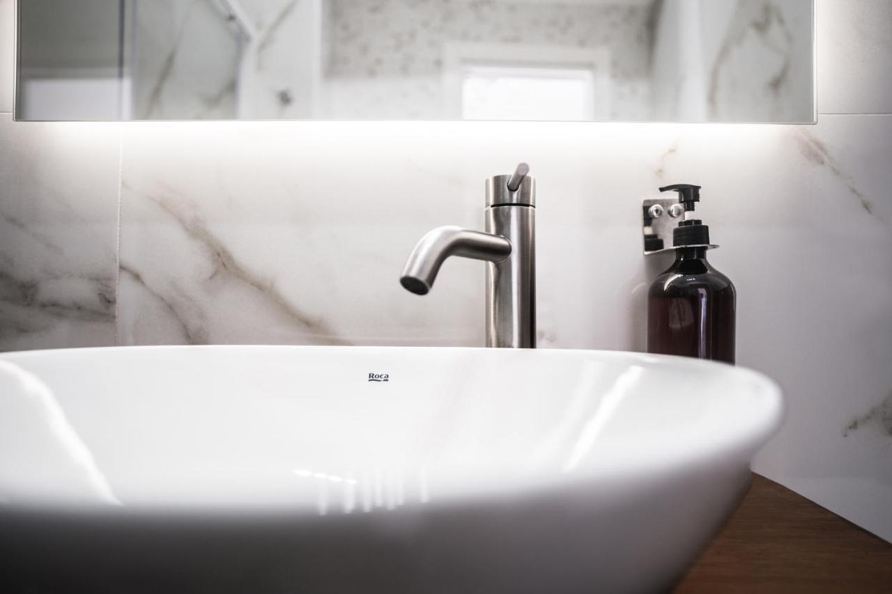 La Bella Vita Luxury Apartament And Travel Solution เนเปิลส์ ภายนอก รูปภาพ