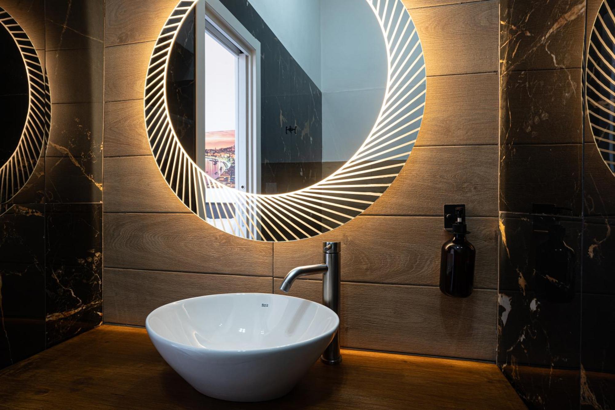 La Bella Vita Luxury Apartament And Travel Solution เนเปิลส์ ภายนอก รูปภาพ