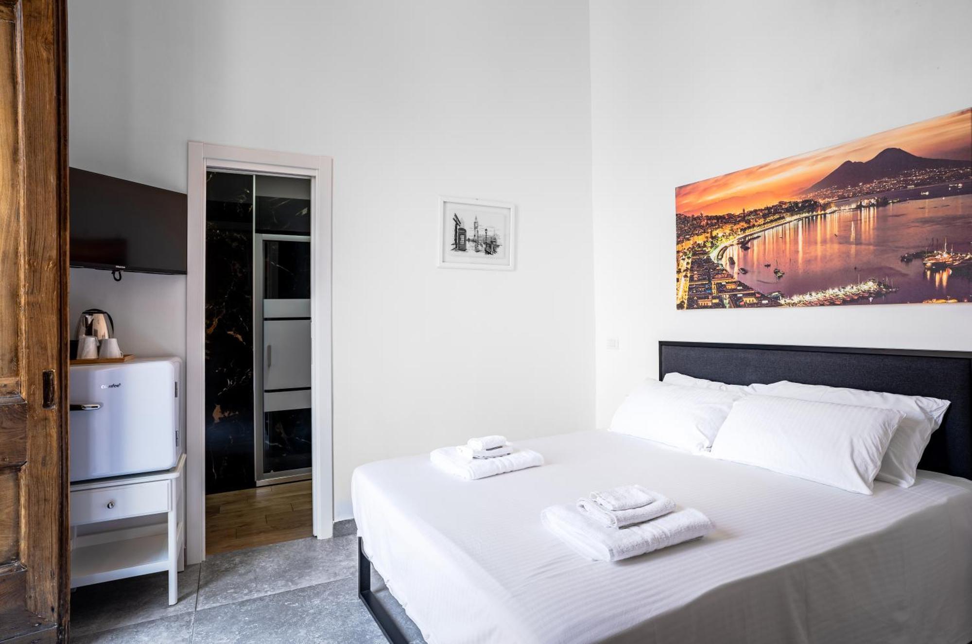 La Bella Vita Luxury Apartament And Travel Solution เนเปิลส์ ภายนอก รูปภาพ