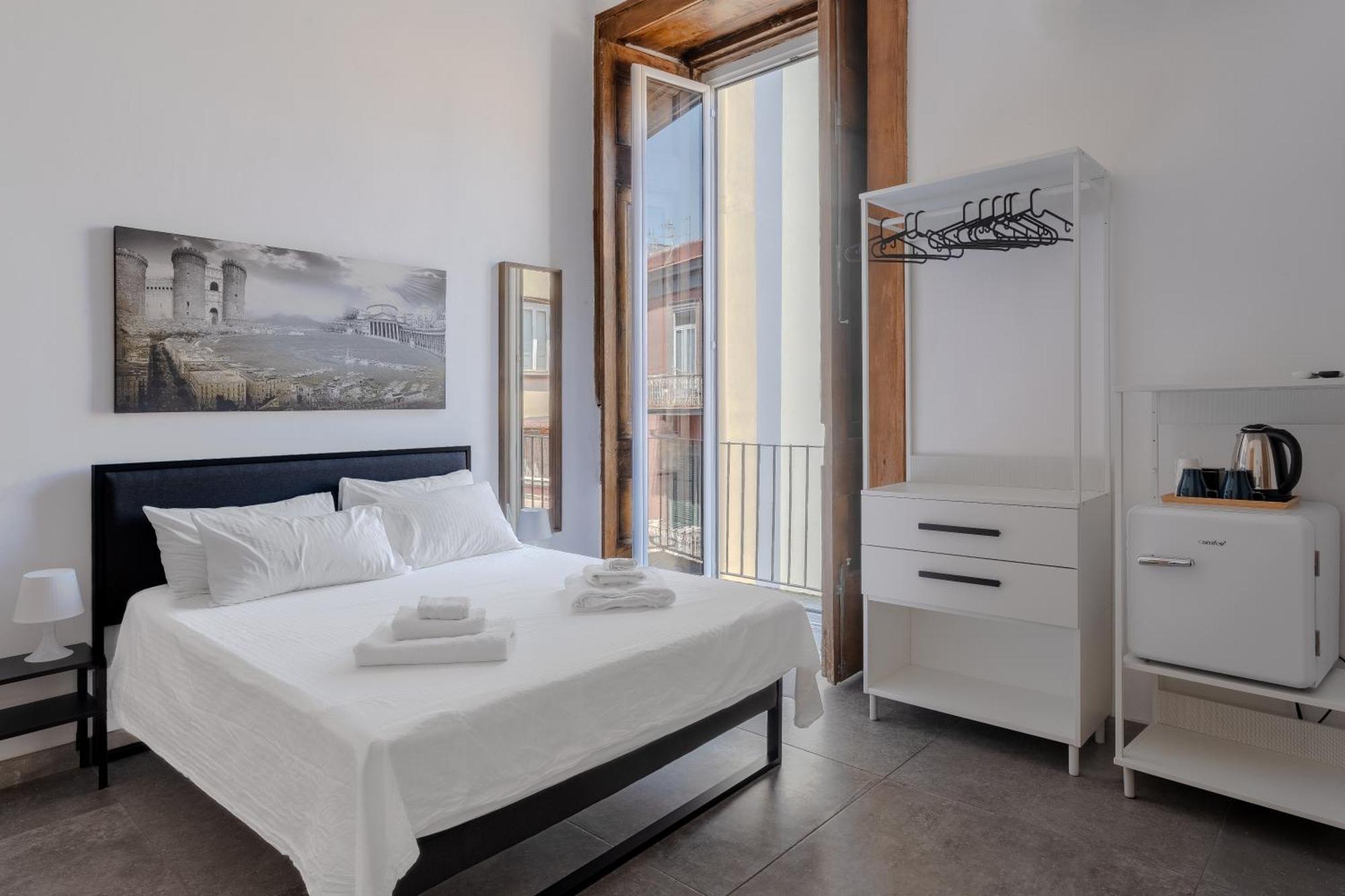 La Bella Vita Luxury Apartament And Travel Solution เนเปิลส์ ภายนอก รูปภาพ